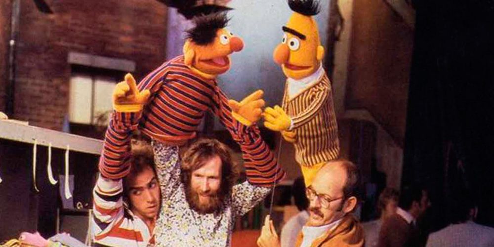 Así se manejan los marionetas de Barrio Sésamo o los Guiñoles
